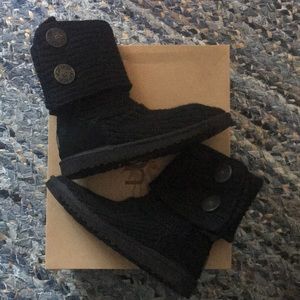 Ugg Cardy boot Big Kids but fit women